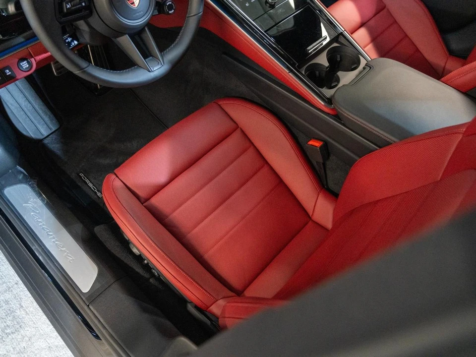 2026 Porsche 976 Panamera - Image 14 of 28
