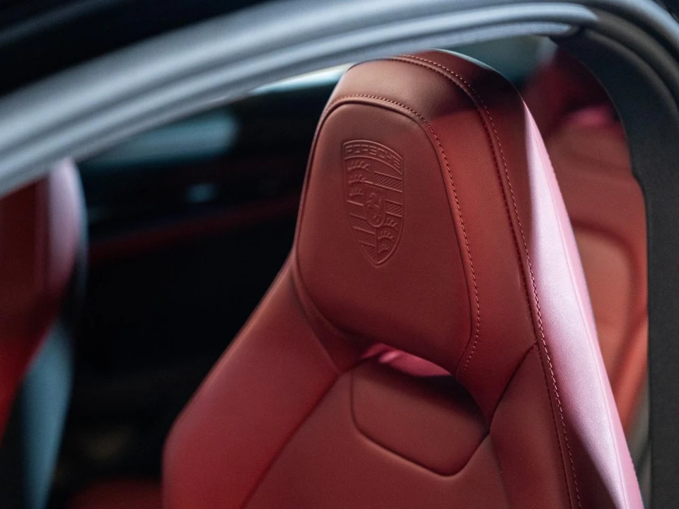2026 Porsche 976 Panamera - Image 24 of 28