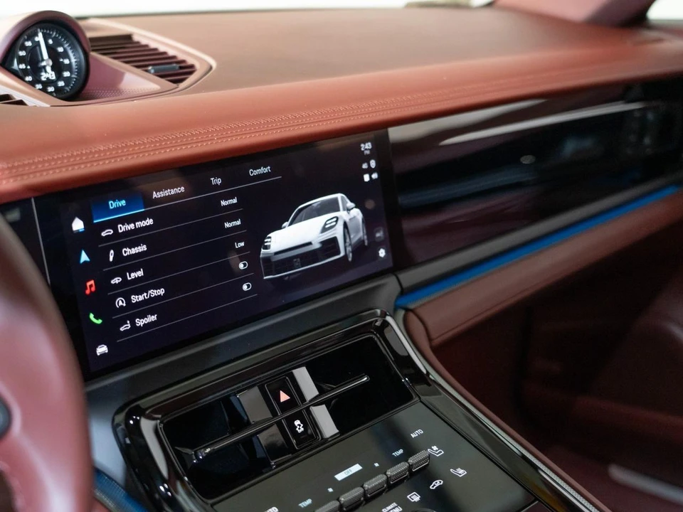 2026 Porsche 976 Panamera - Image 22 of 30