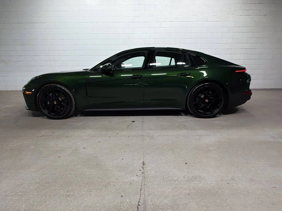 2026 Porsche 976 Panamera - Image 2 of 4