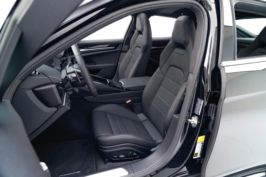 2026 Porsche Panamera - Image 5 of 29