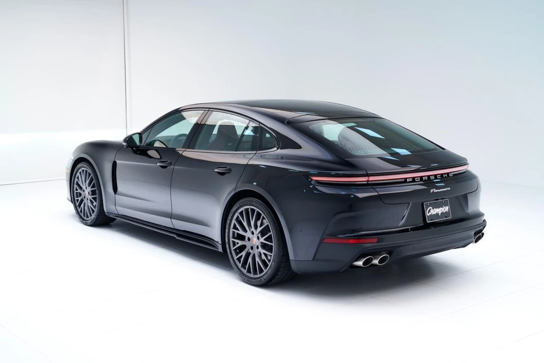 2026 Porsche Panamera - Image 3 of 29