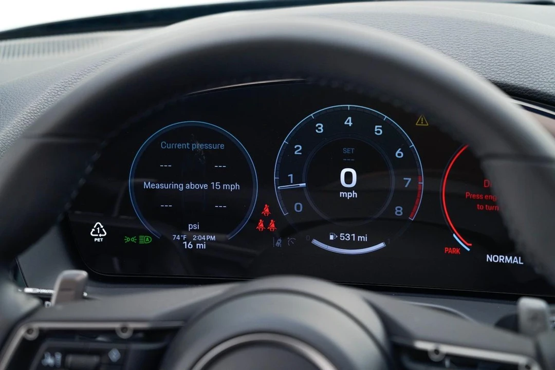 2026 Porsche Panamera - Image 29 of 29