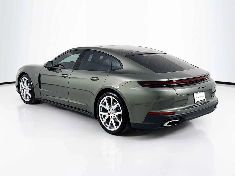 2026 Porsche 976 Panamera - Image 3 of 5