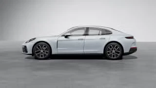 2026 Porsche 976 Panamera - Image 9 of 31
