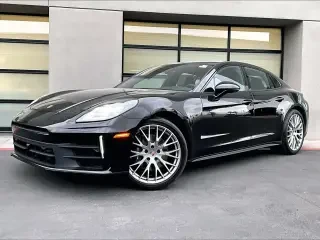 2026 Porsche 976 Panamera - Image 5 of 31