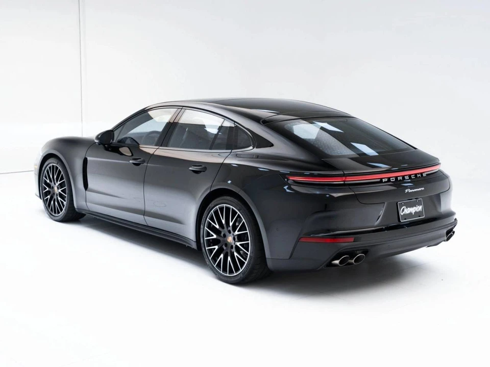 2026 Porsche 976 Panamera - Image 3 of 5