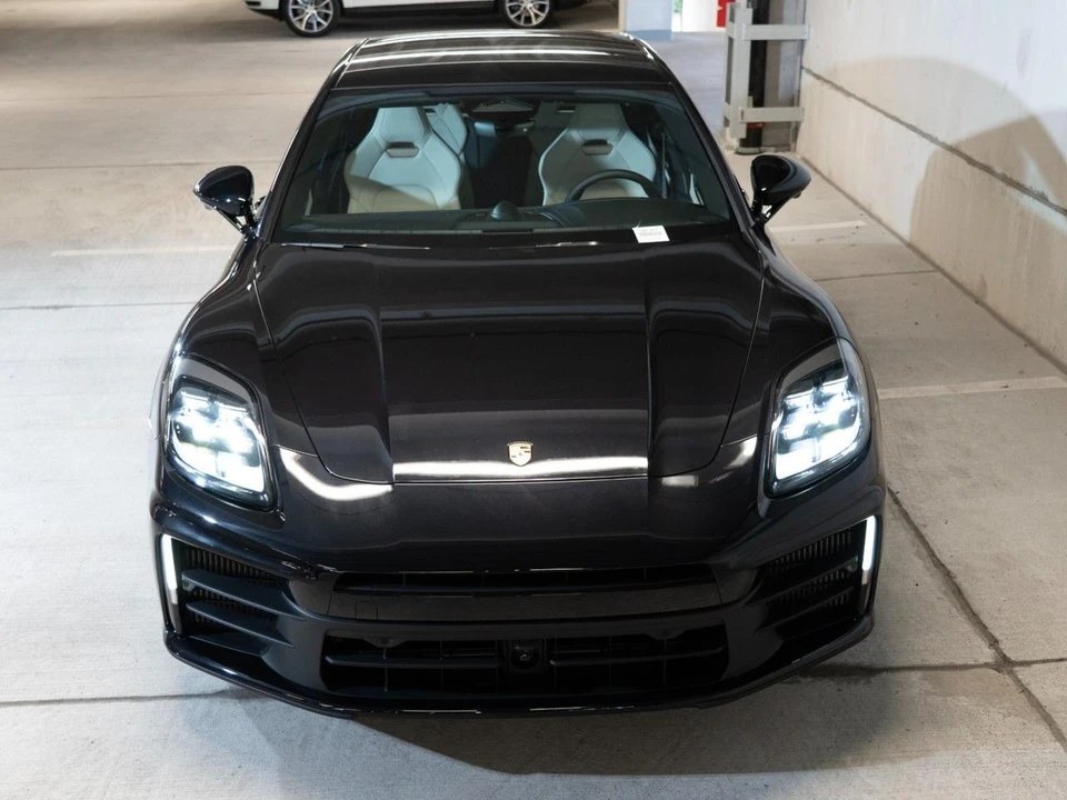 2026 Porsche 976 Panamera - Image 6 of 29
