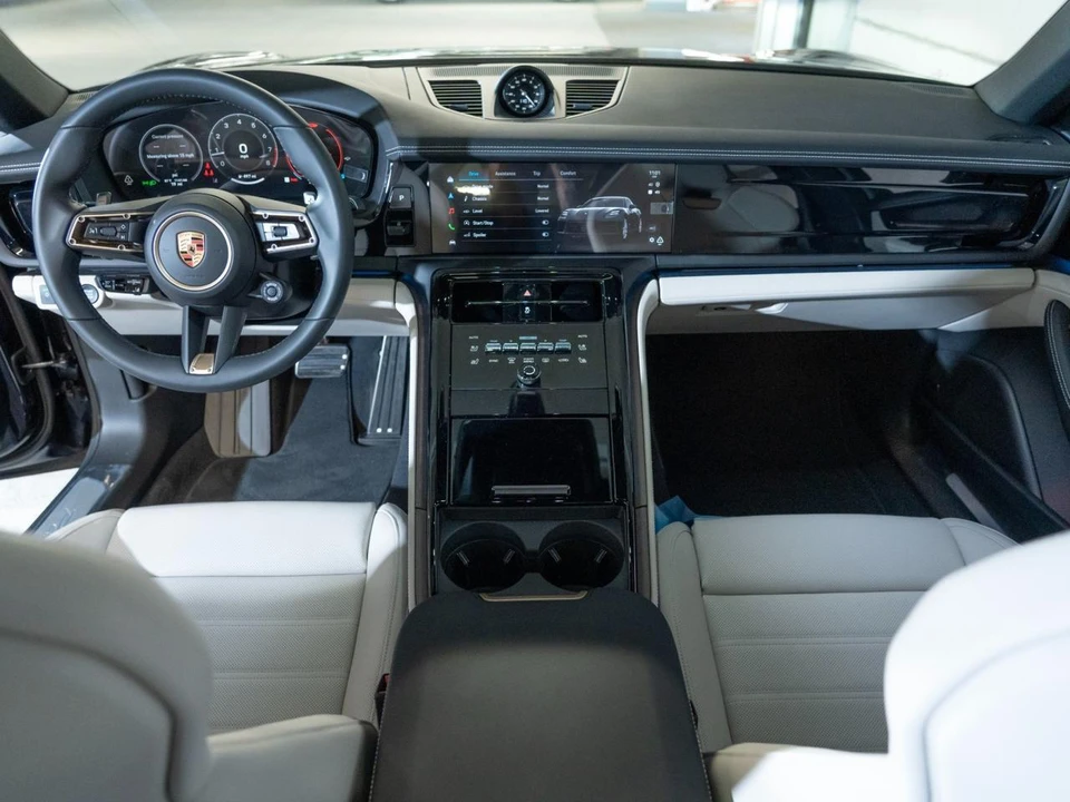 2026 Porsche 976 Panamera - Image 26 of 29