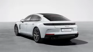 2026 Porsche Panamera - Image 17 of 30