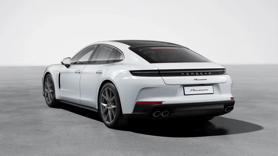 2026 Porsche Panamera - Image 19 of 30