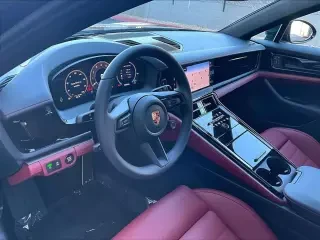 2026 Porsche 976 Panamera - Image 29 of 31