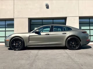 2026 Porsche 976 Panamera - Image 9 of 31