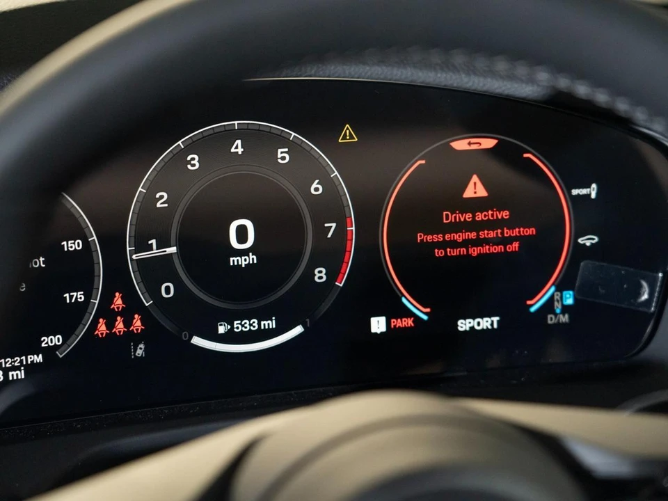 2026 Porsche 976 Panamera - Image 18 of 27