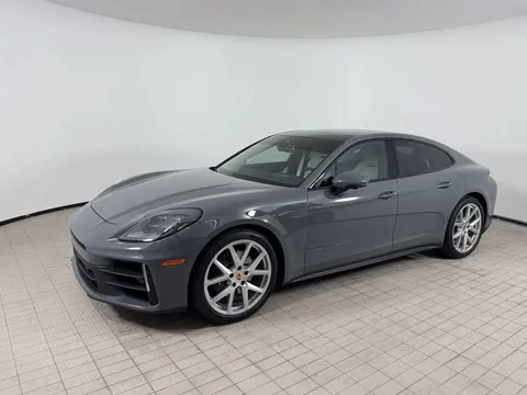 2026 Porsche Panamera