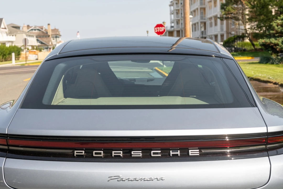 2026 Porsche 976 Panamera - Image 21 of 31