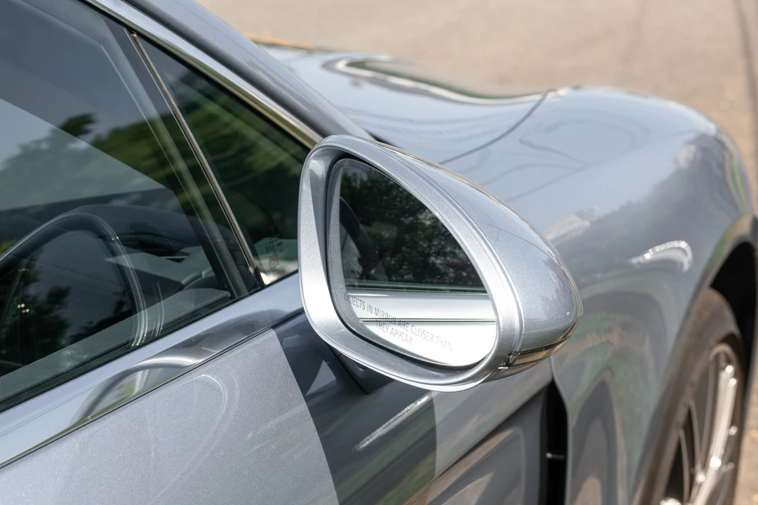 2026 Porsche 976 Panamera - Image 17 of 31