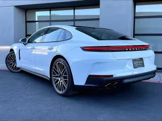 2026 Porsche 976 Panamera - Image 17 of 31