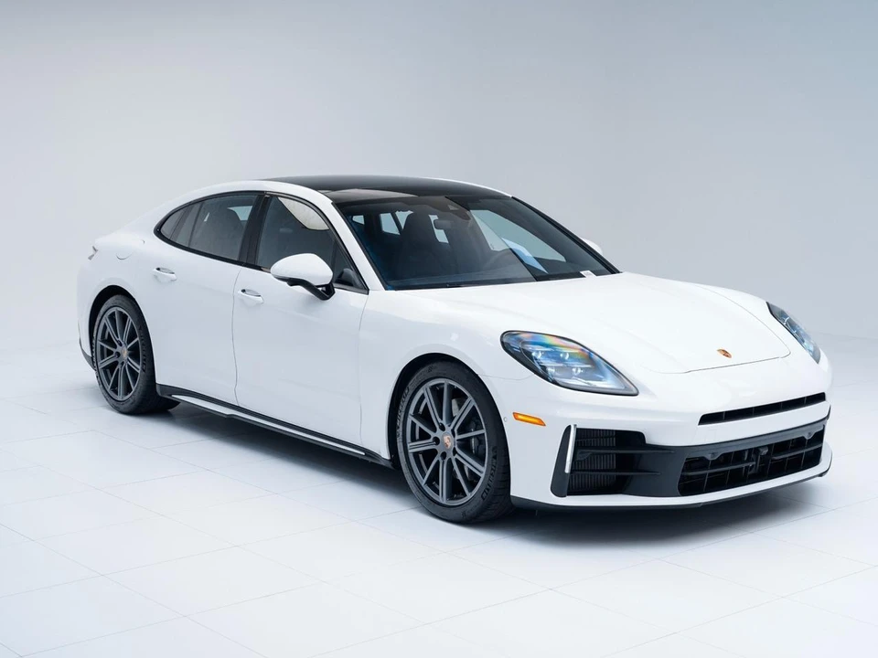 2026 Porsche Panamera - Image 7 of 29