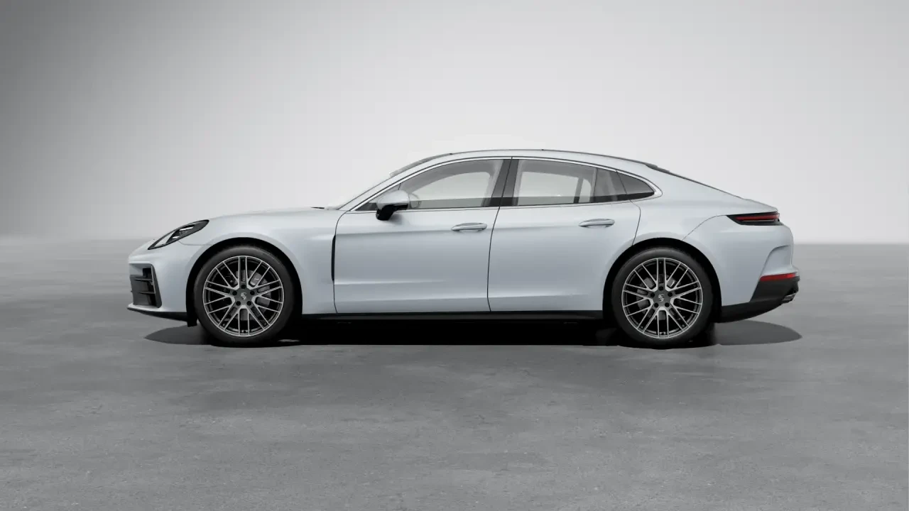 2026 Porsche 976 Panamera - Image 16 of 31