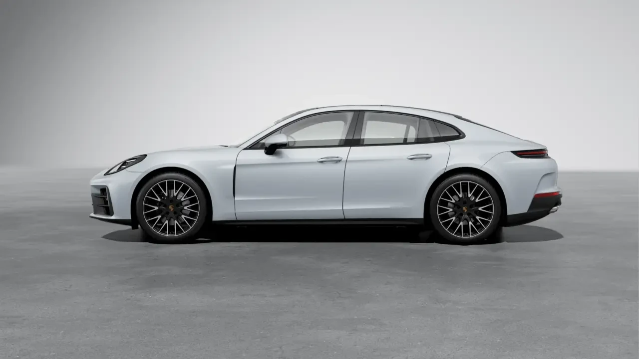 2026 Porsche 976 Panamera - Image 16 of 31
