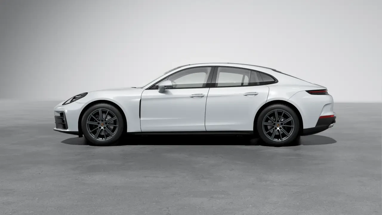 2026 Porsche 976 Panamera - Image 16 of 31