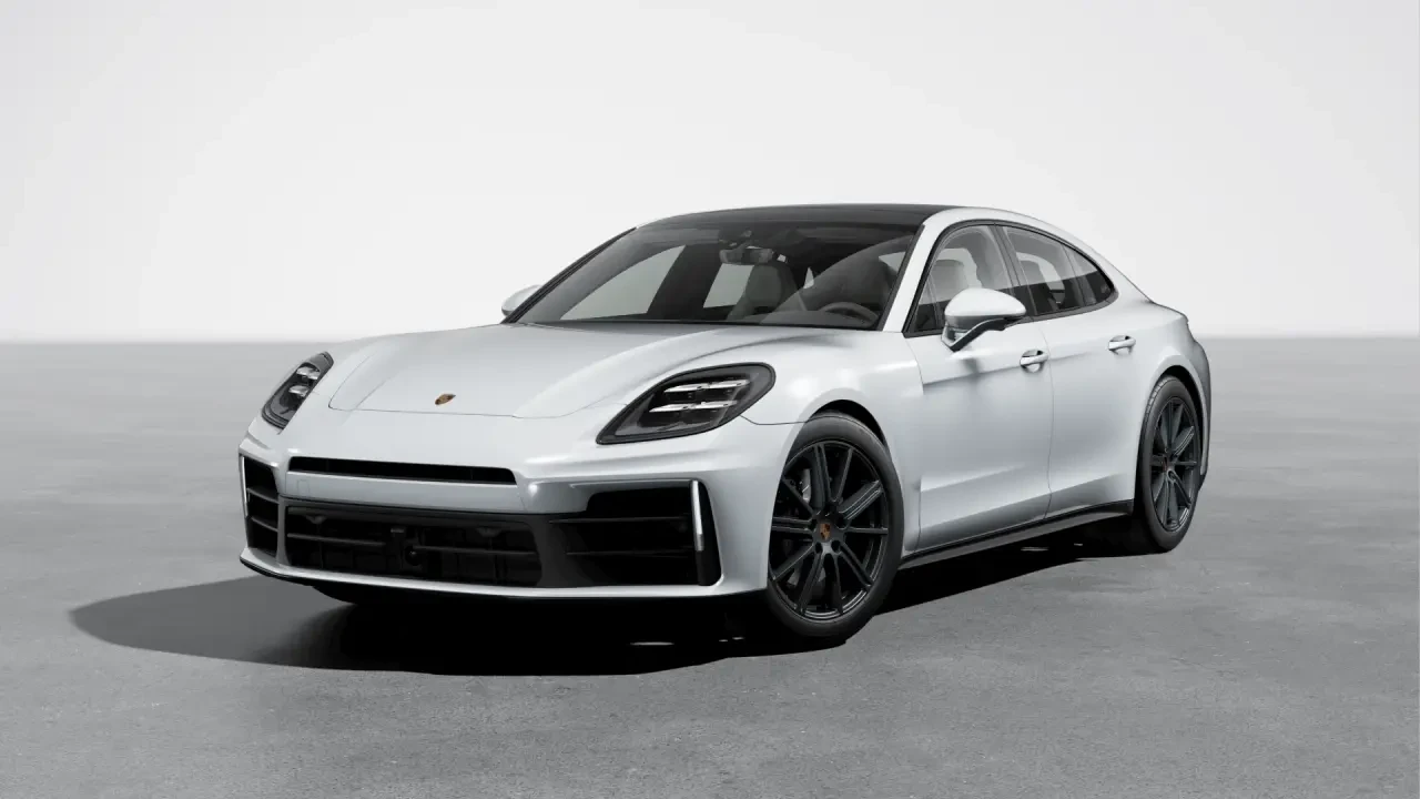 2026 Porsche 976 Panamera - Image 8 of 31