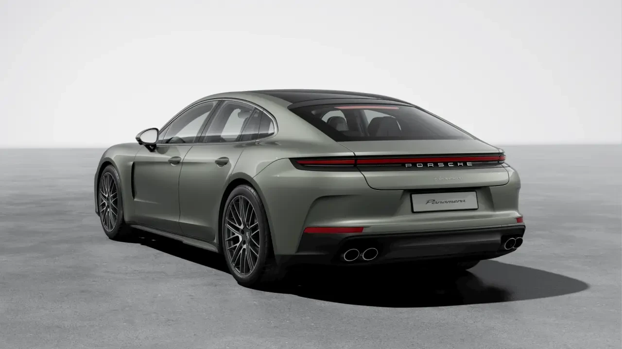 2026 Porsche Panamera - Image 24 of 30