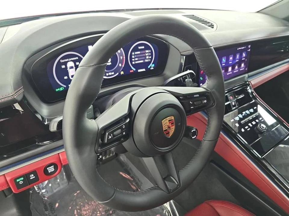 2026 Porsche 976 Panamera - Image 4 of 5