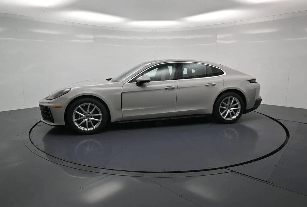 2026 Porsche 976 Panamera - Image 2 of 4