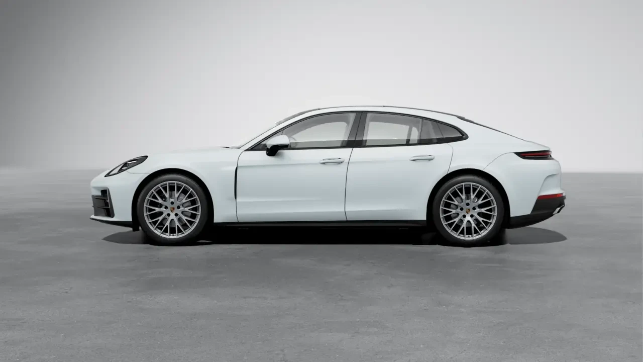 2026 Porsche 976 Panamera - Image 16 of 31