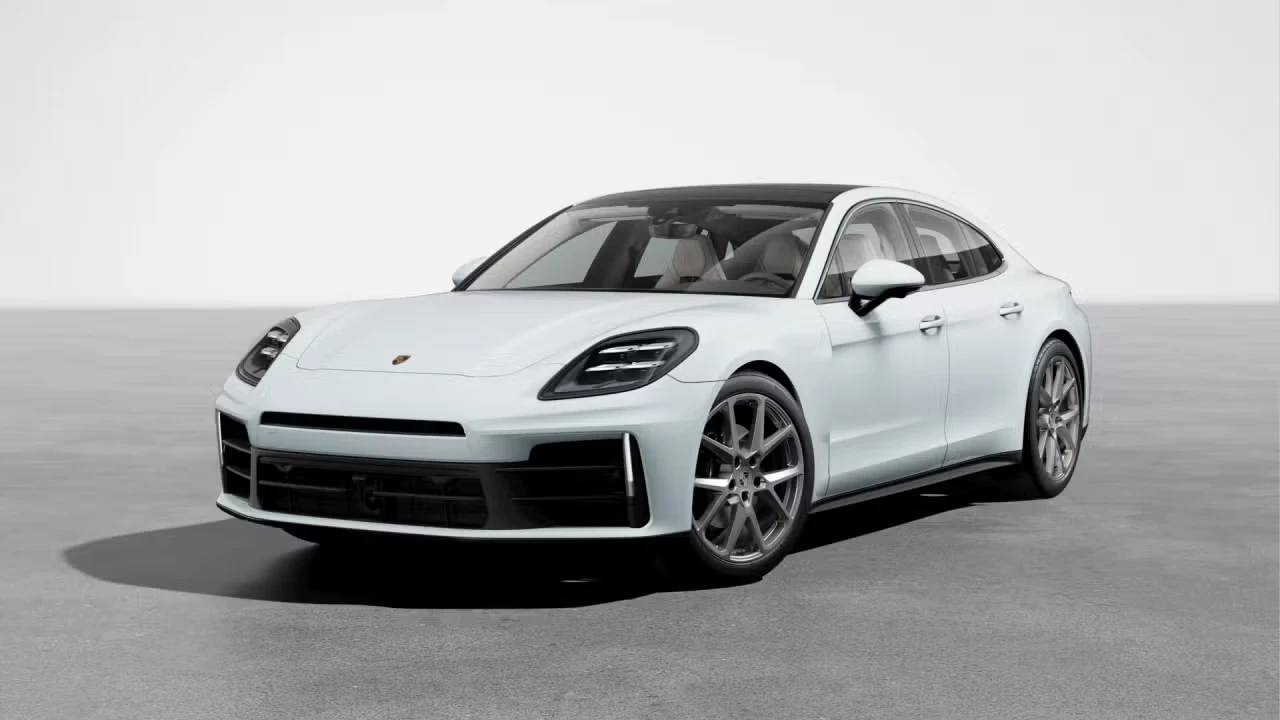 2026 Porsche 976 Panamera - Image 4 of 31