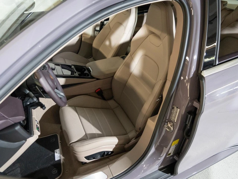 2026 Porsche 976 Panamera - Image 5 of 29