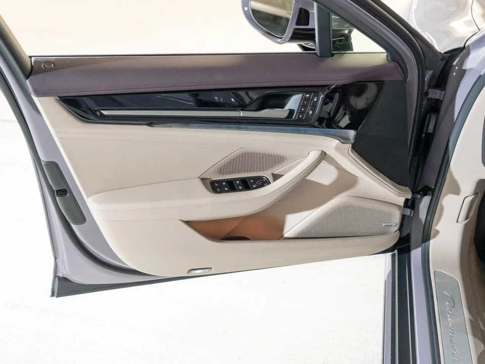 2026 Porsche 976 Panamera - Image 16 of 29