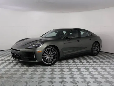2026 Porsche Panamera