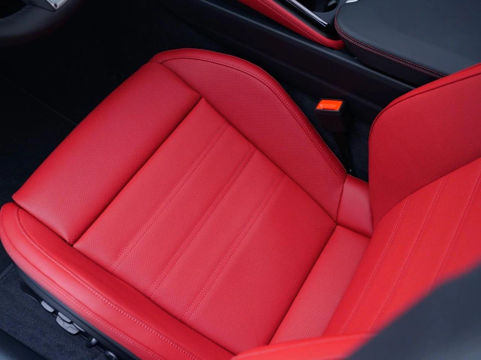 2026 Porsche Panamera - Image 16 of 29