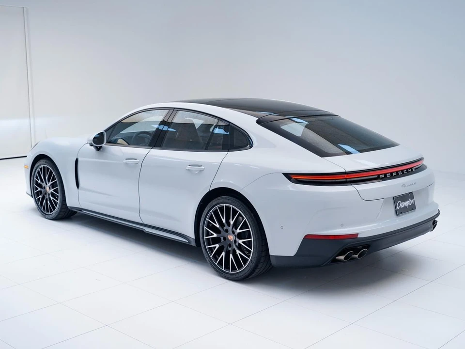 2026 Porsche Panamera - Image 3 of 29