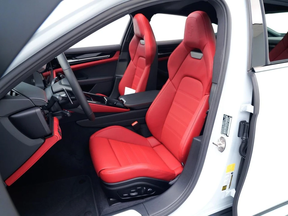 2026 Porsche Panamera - Image 5 of 29