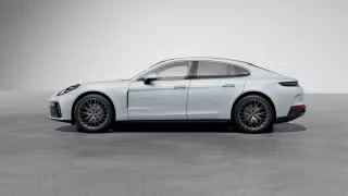 2026 Porsche 976 Panamera - Image 9 of 31