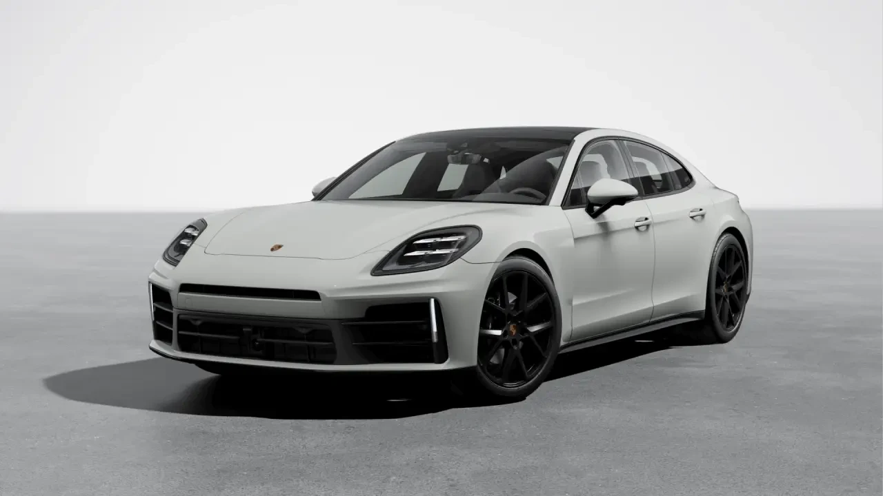 2026 Porsche 976 Panamera - Image 8 of 31
