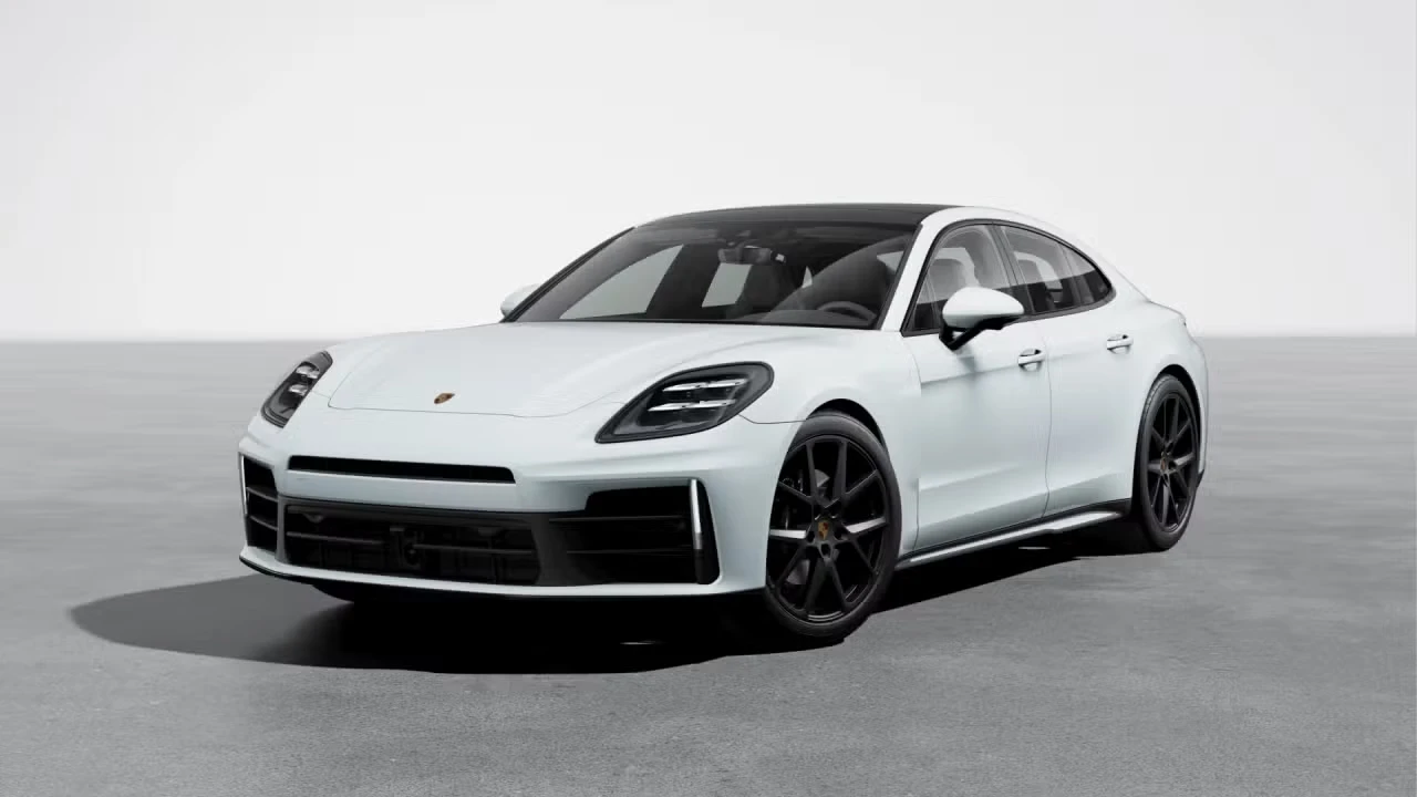 2026 Porsche Panamera - Image 4 of 31