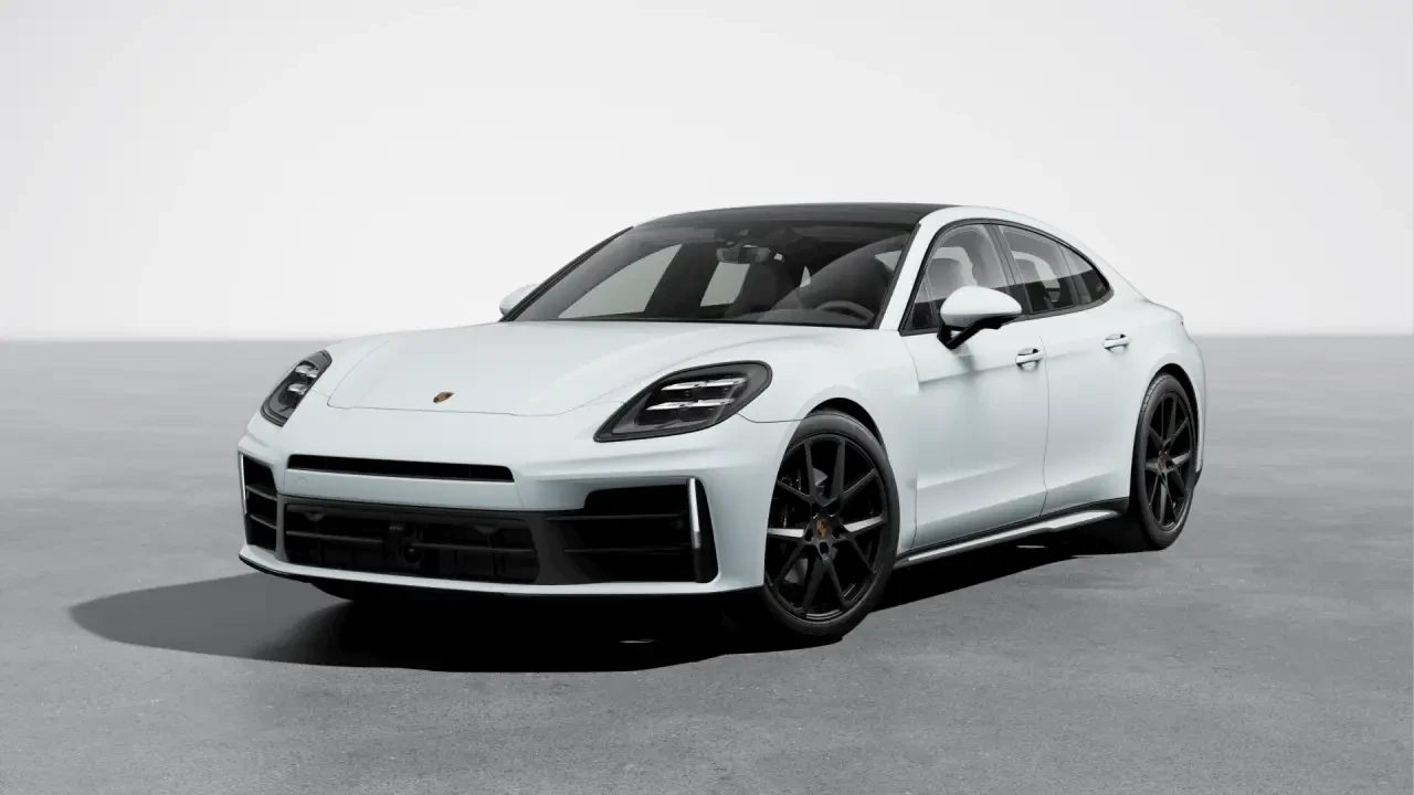 2026 Porsche Panamera - Image 8 of 31