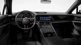 2026 Porsche Panamera - Image 25 of 31