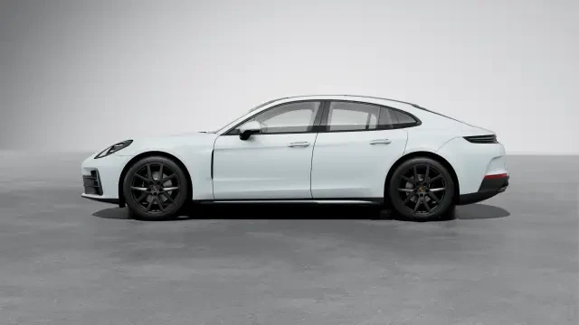 2026 Porsche Panamera - Image 14 of 31