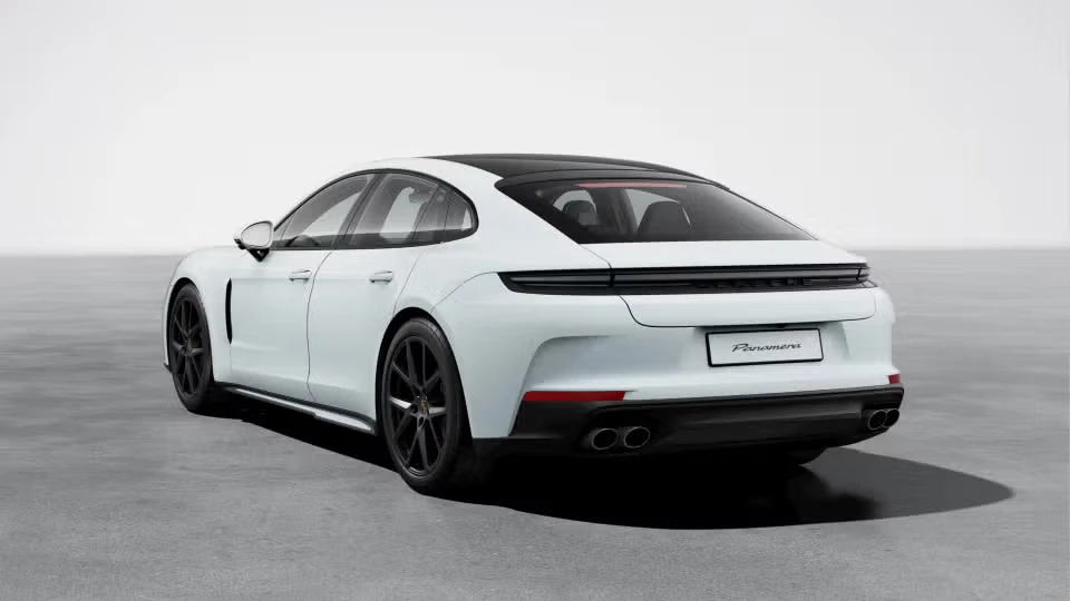 2026 Porsche Panamera - Image 19 of 31