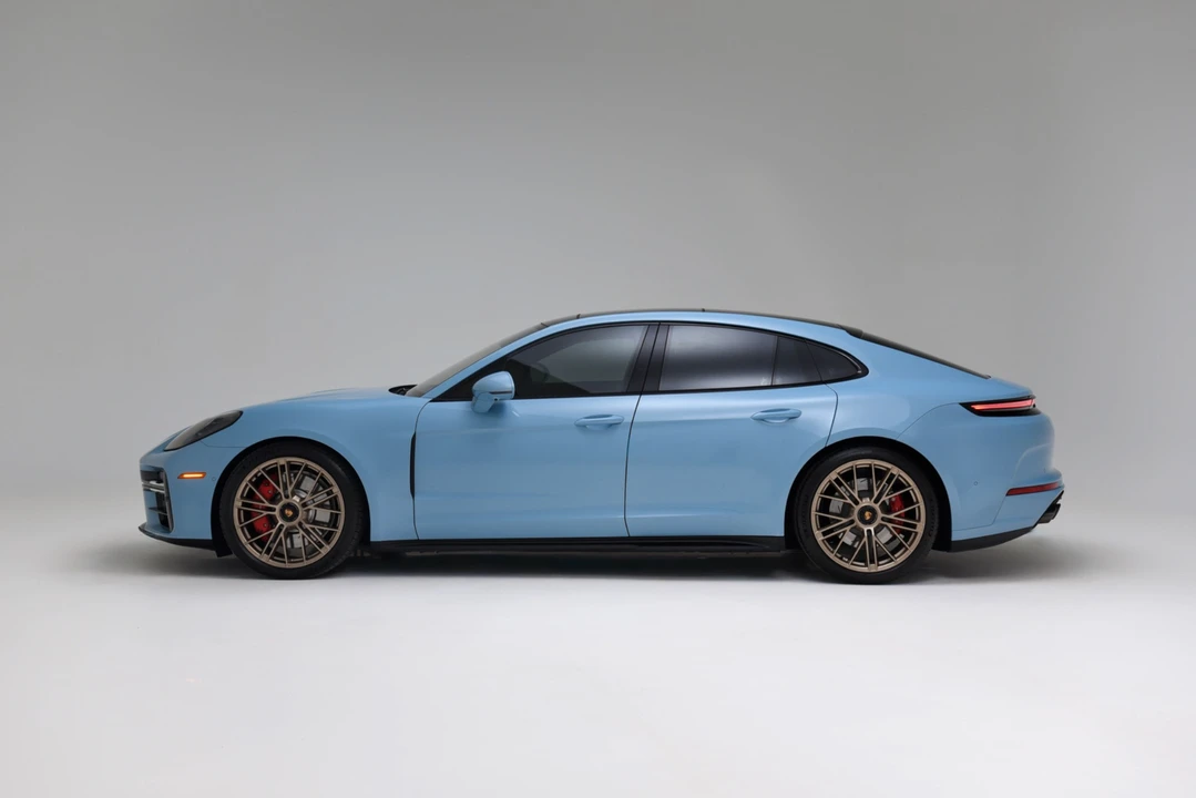 2026 Porsche 976 Panamera - Image 6 of 21