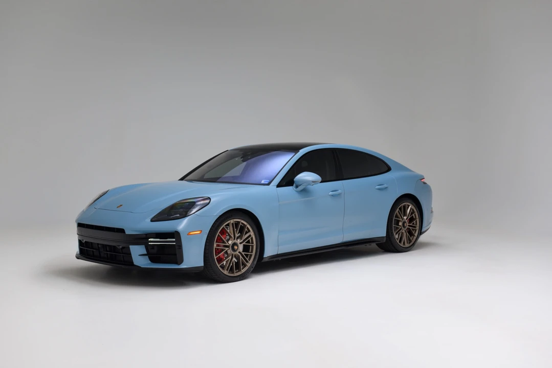 2026 Porsche 976 Panamera - Image 7 of 21