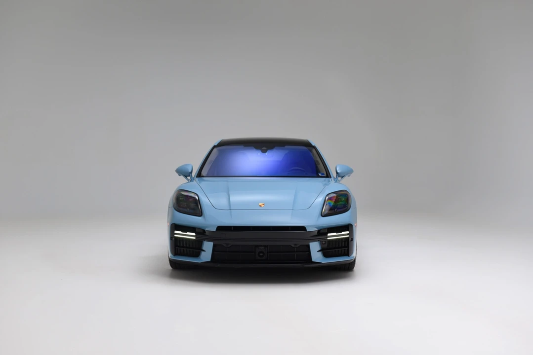 2026 Porsche 976 Panamera - Image 8 of 21