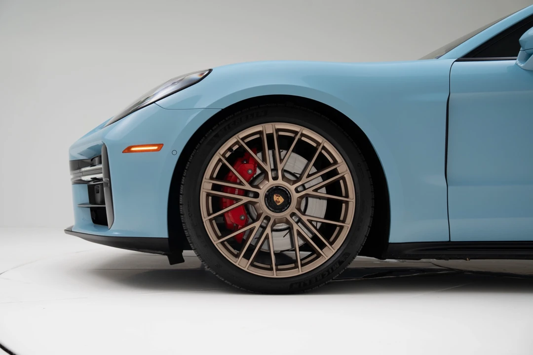 2026 Porsche 976 Panamera - Image 9 of 21