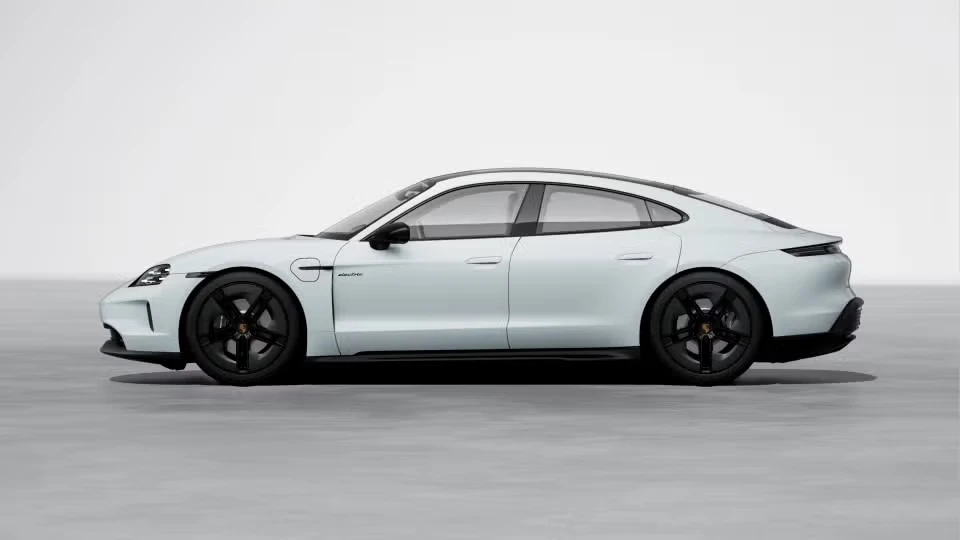 2026 Porsche Taycan 4 - Image 11 of 31